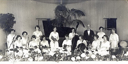 Miss Whittaker's Orchestra, Ashton Pavilion, 1921. Herbert Whittaker was conductor when the pavilion opened in 1916.