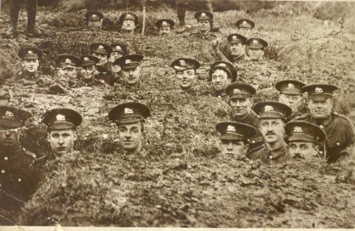 Photo relating to either the Braithwaite or Hobson family of Blackpool. I don't know their identities.