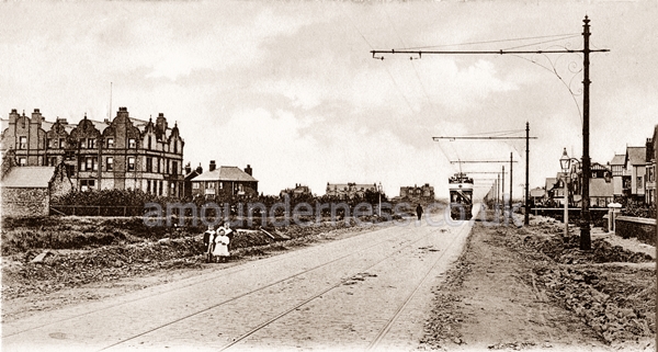 Clifton Drive looking from Fairhaven to St.Annes c1903. The Fairhaven Hotel is to the left and Woodlands Road to the right.