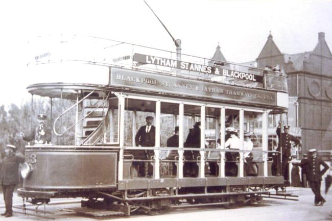 Blackpool, St.Annes & Lytham Tramways electric car no.33 at the junction of Clifton Drive and St.Annes Road West, 1905. These were nicknamed 