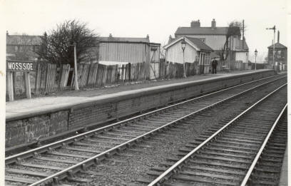 Moss Side Station near Wrea Green c1953. The station was used mainly by visitors to the hospital.