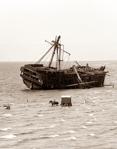 The Foudroyant, wrecked at Blackpool, June 1897.