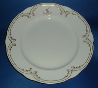 Plate with the Clifton Family motto 