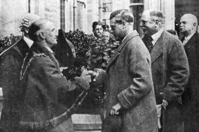 The Mayor of Lytham St.Annes welcoming Edward, Prince of Wales at the Town Hall. Behind the Prince is Lord Derby.