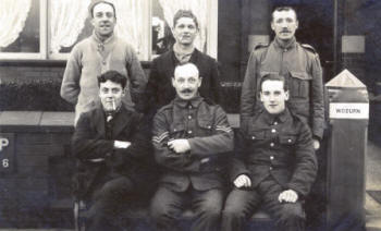 Soldiers billeted at a house in Lytham c1915
