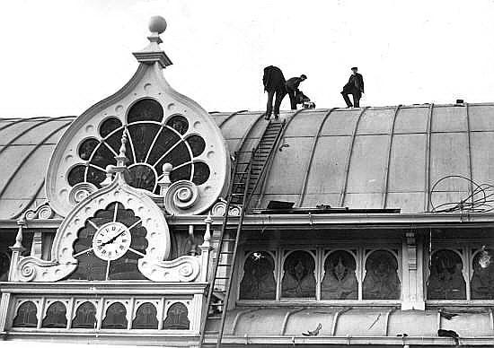 Maintenance work on the Moorish Pavilion, St.Annes Pier, 1956.
